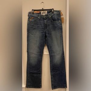 NWT Ariat Men’s M5 Slim Boot Cut Jeans Size 35/36